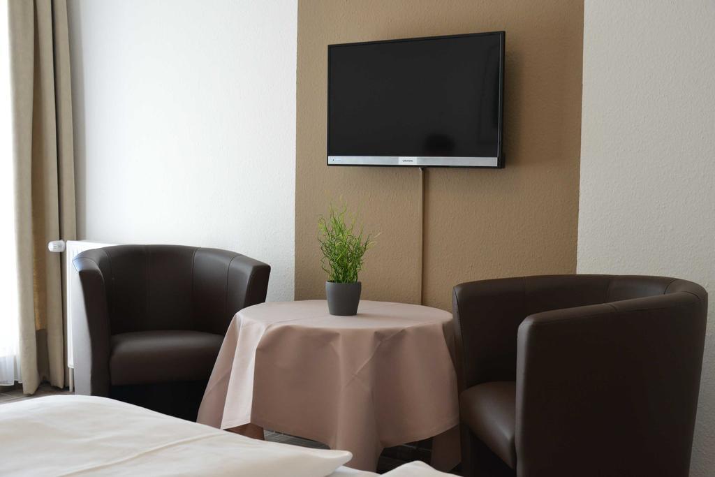 Arnimsruh Hotel Garni Любек Экстерьер фото