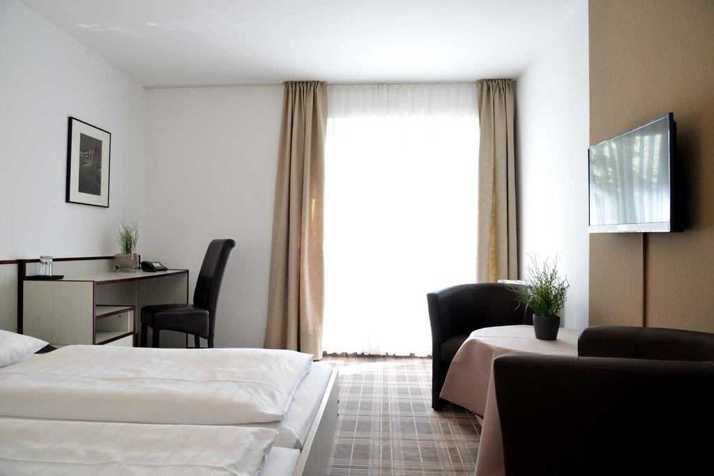 Arnimsruh Hotel Garni Любек Экстерьер фото